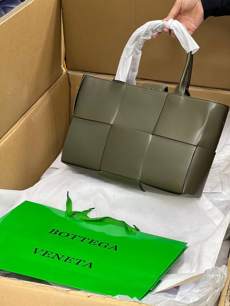 Authentic Woman Handbags - Image 9