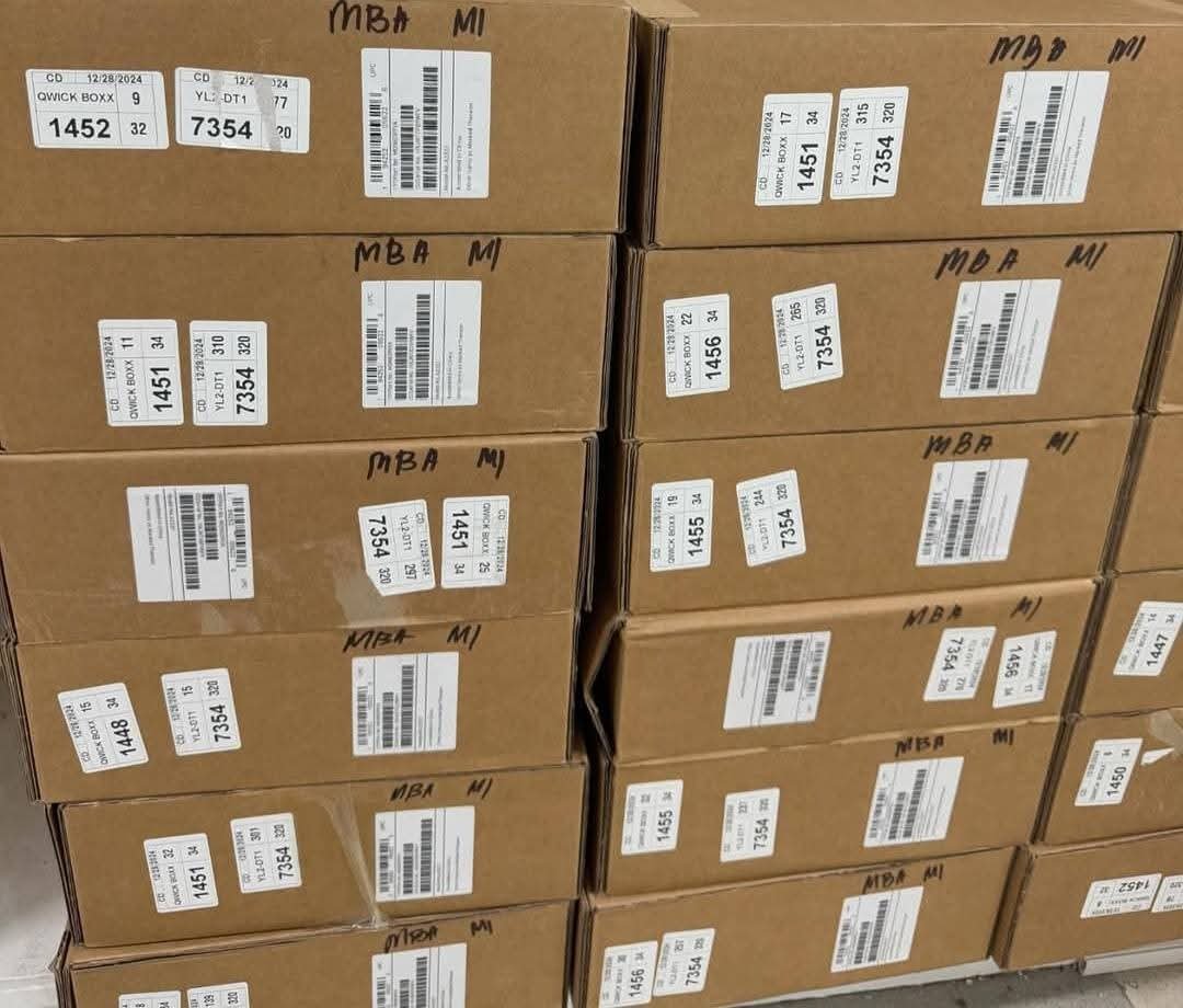 MacBook Pro Laptop - Image 6