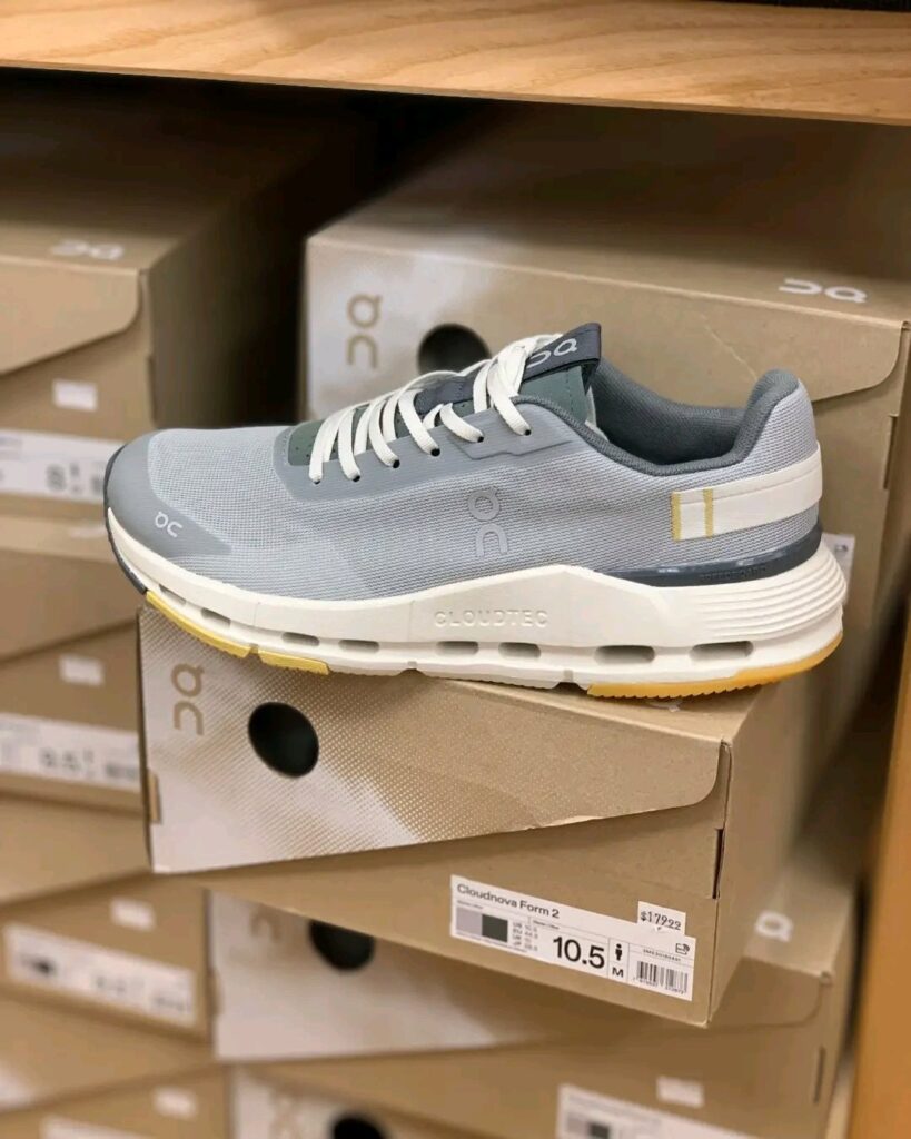 Cloud Nova Shoes Pallets