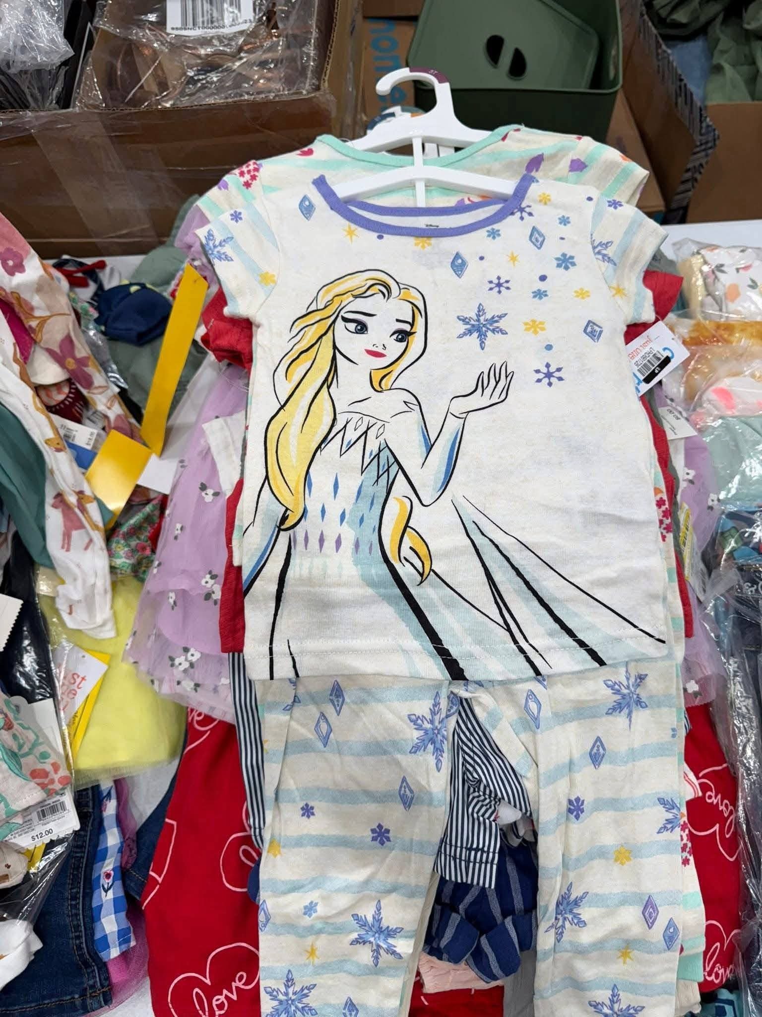 Kids Clothes Pallets - Image 2